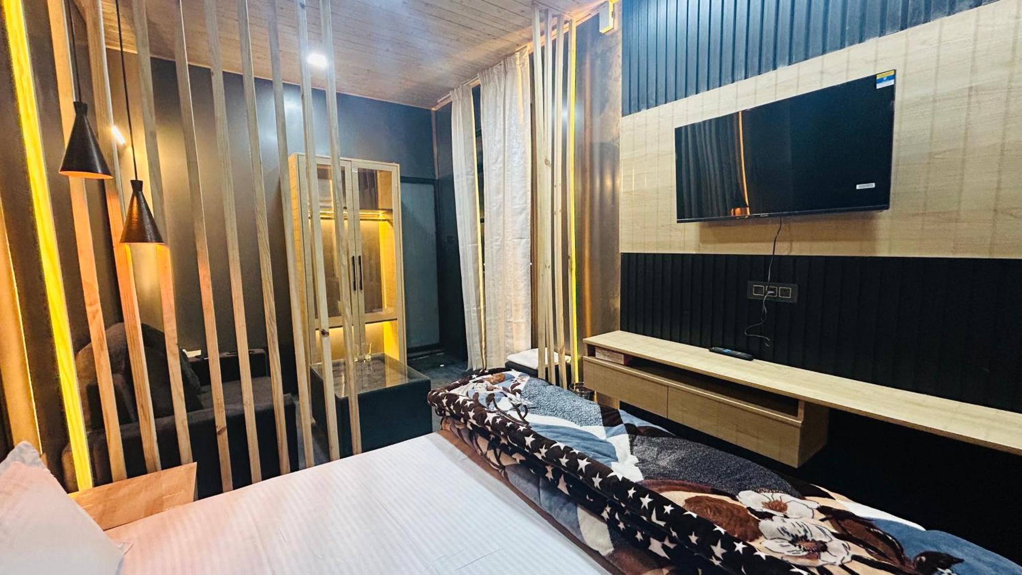 Worthmiles Resort Manāli Екстериор снимка